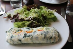 Egg white omelette with spinach from Cafe Cluny