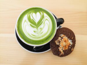 Matcha tea and gluten free vegan chocolate cookie at Chalait